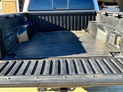 Used 2014 Toyota Tacoma PreRunner image 16