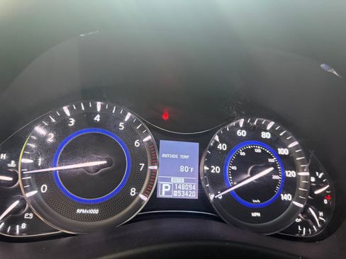 Used 2011 INFINITI QX56 4WD w/ Theater Pkg image 4