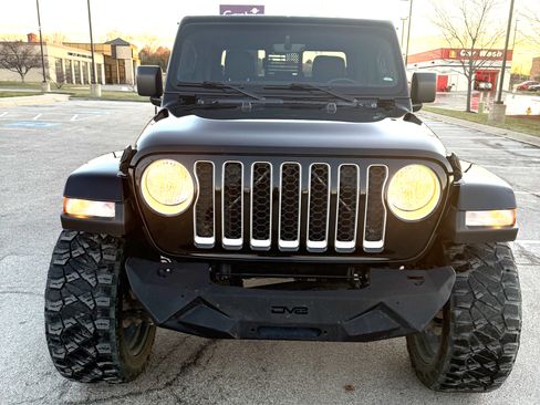 Used 2021 Jeep Gladiator Overland w/ Popular Equipment Package image 8