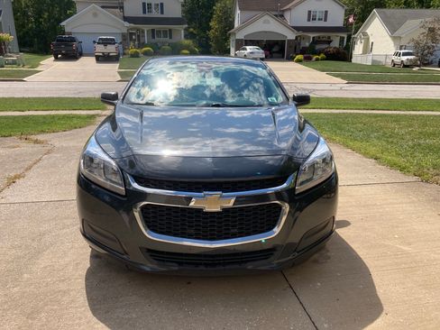 Used 2016 Chevrolet Malibu LS image 2
