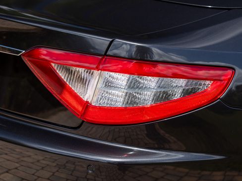 Used 2012 Maserati GranTurismo Convertible image 27