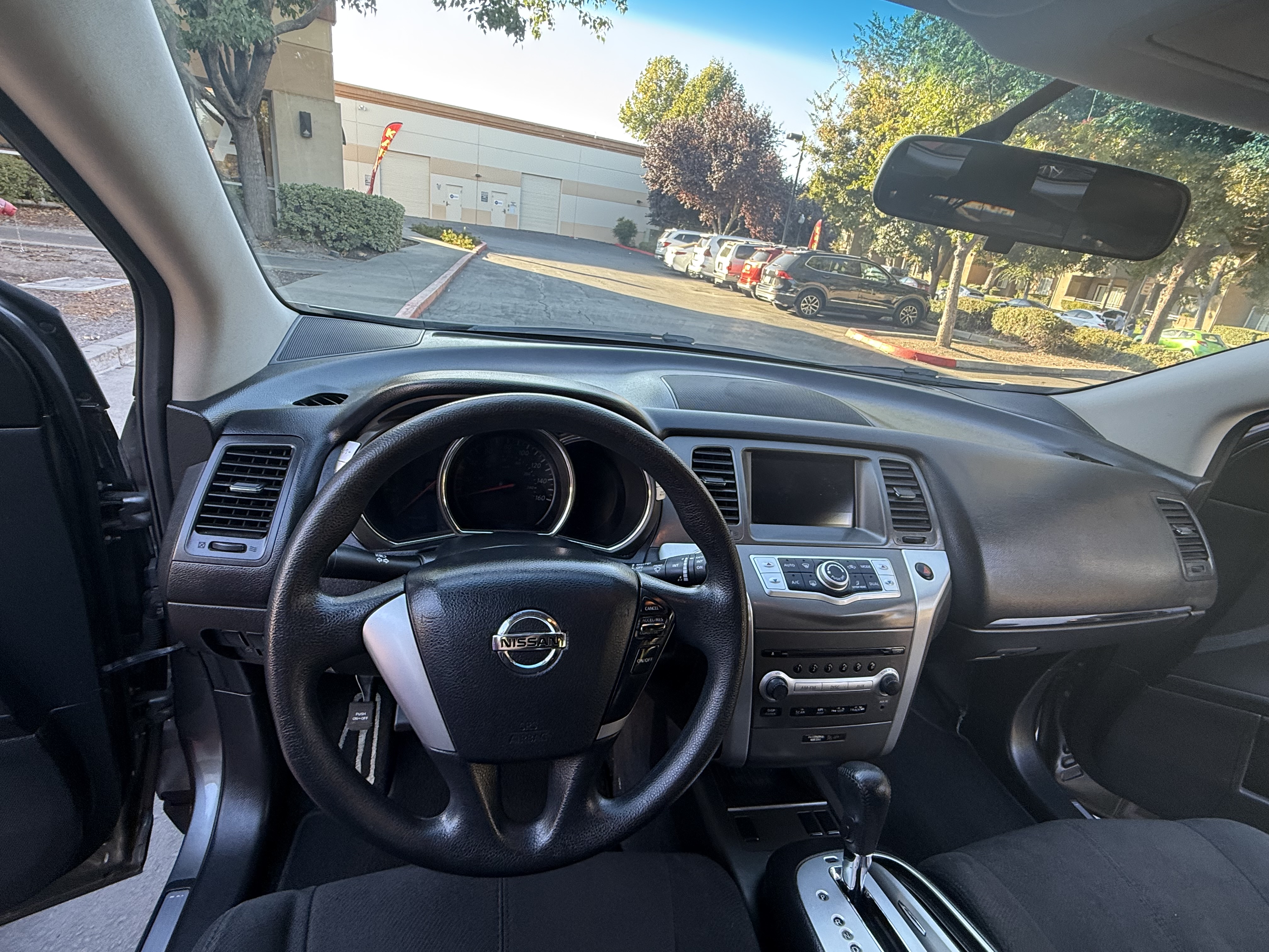 Used 2014 Nissan Murano S FWD image 12