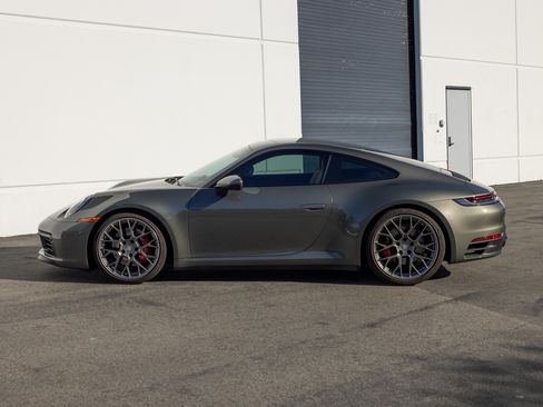 Used 2023 Porsche 911 Carrera S image 9