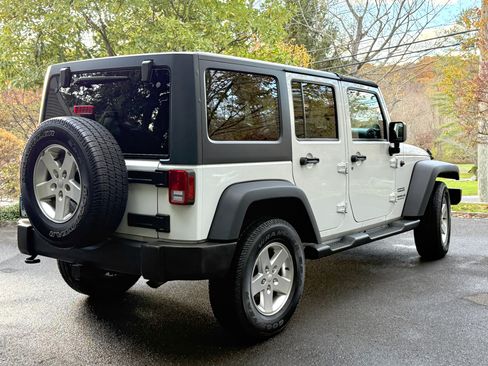 Used 2014 Jeep Wrangler Unlimited Sport w/ Quick Order Package 24S image 6
