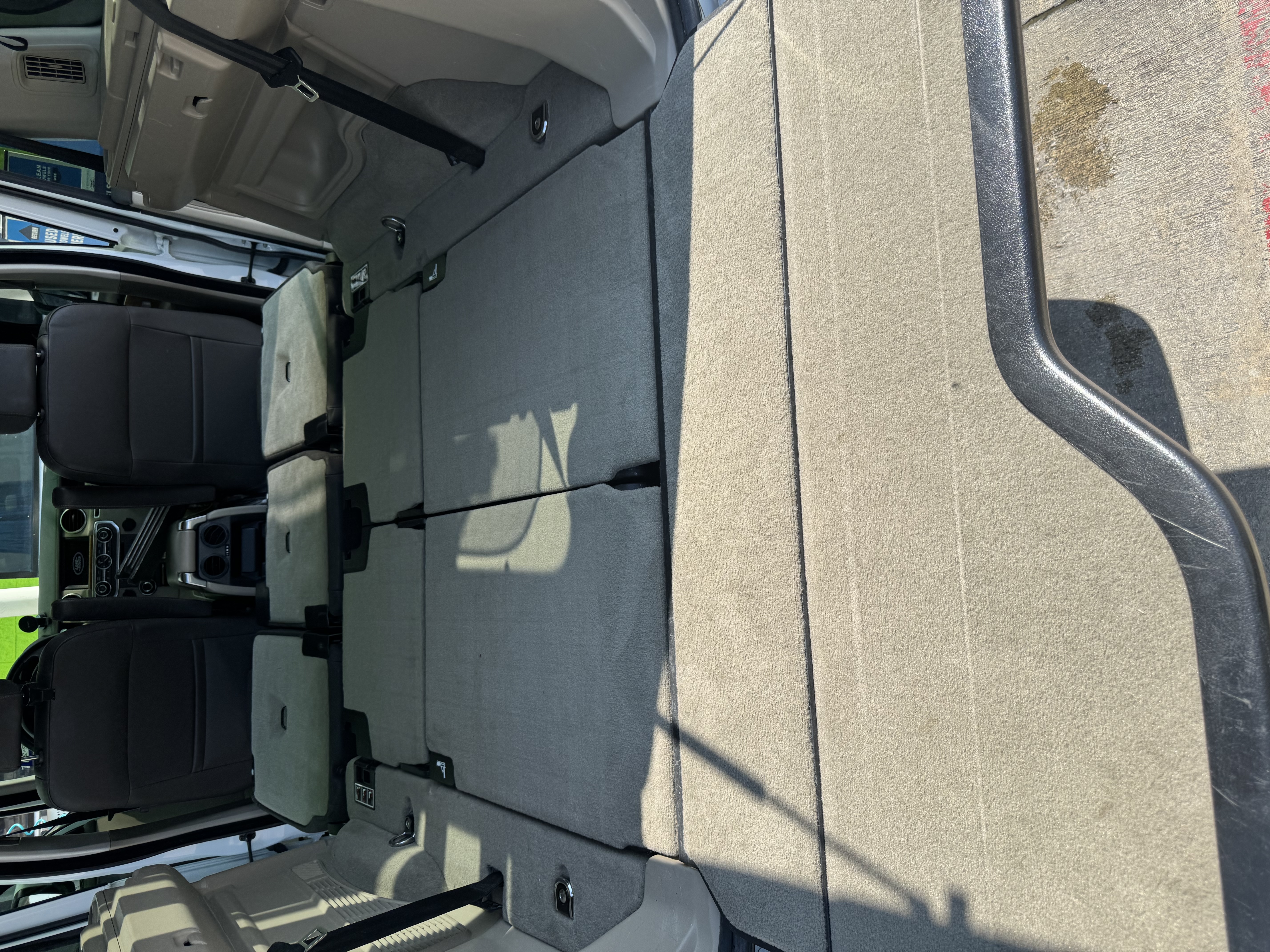 Used 2013 Land Rover LR4 HSE LUX AWD/4WD image 19