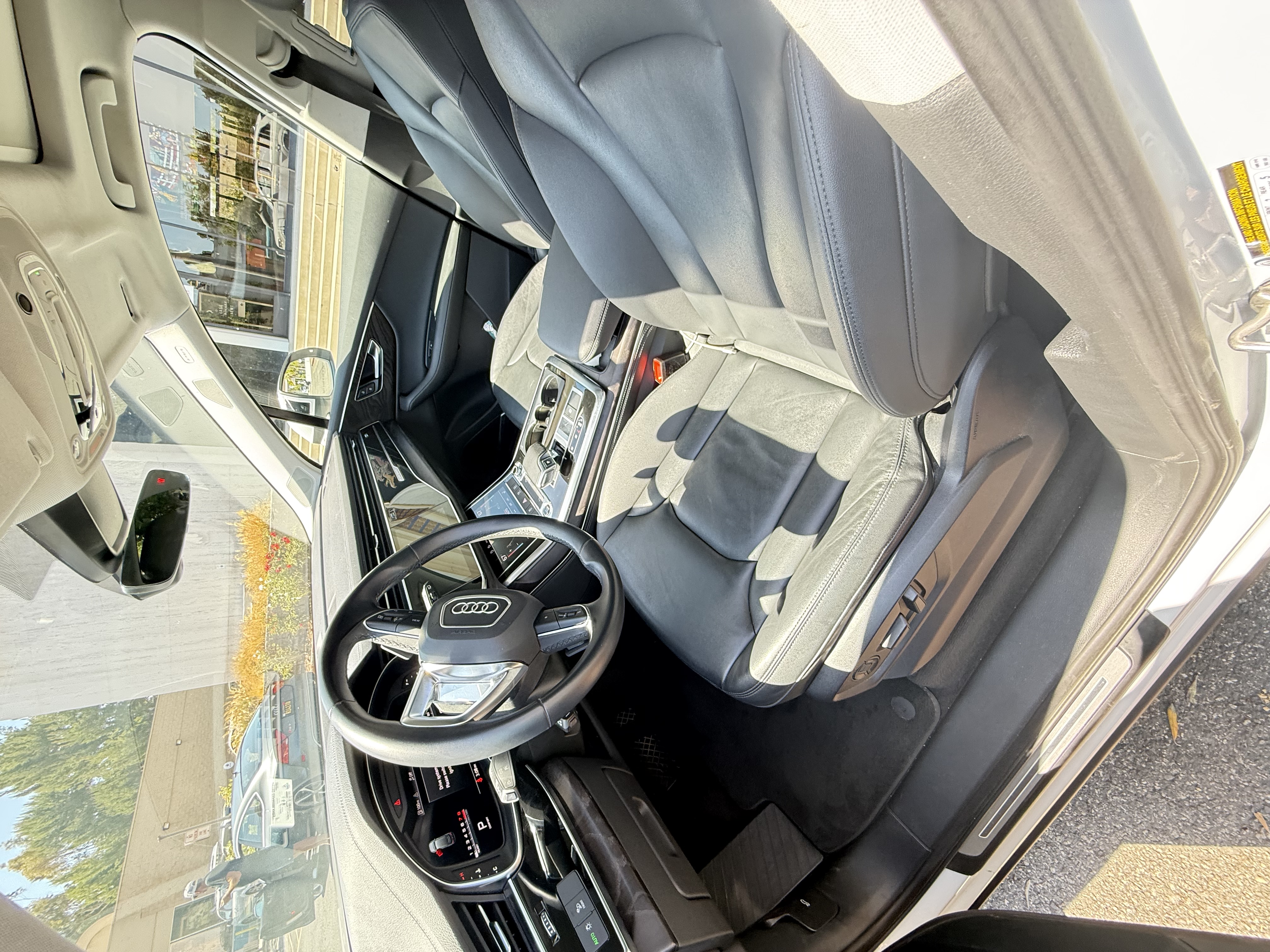 Used 2023 Audi Q7 3.0T Premium Plus w/ Premium Plus Package AWD/4WD image 8