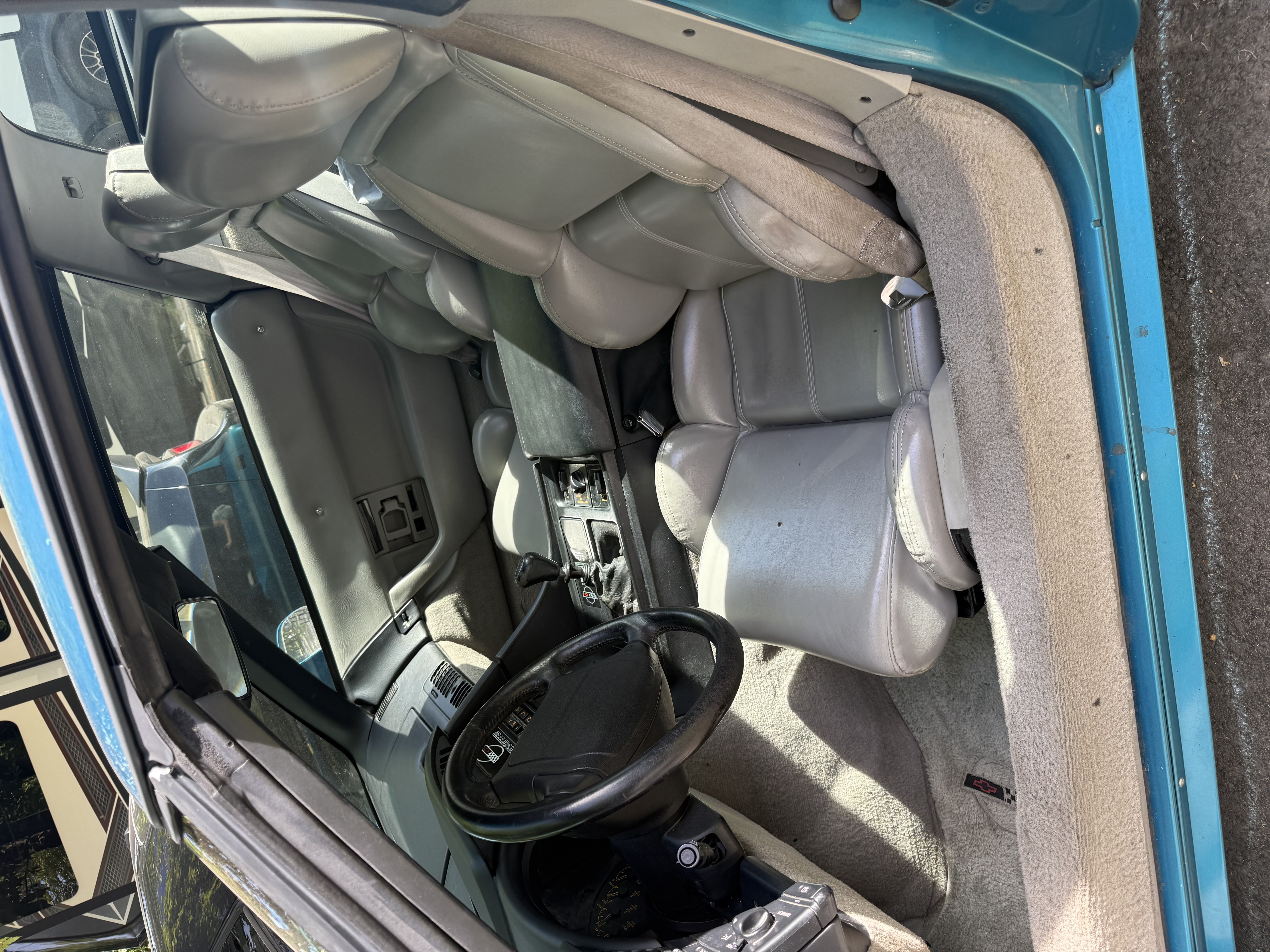 Used 1992 Chevrolet Corvette Coupe RWD image 6
