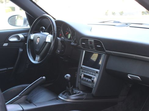 Used 2007 Porsche 911 Carrera image 21