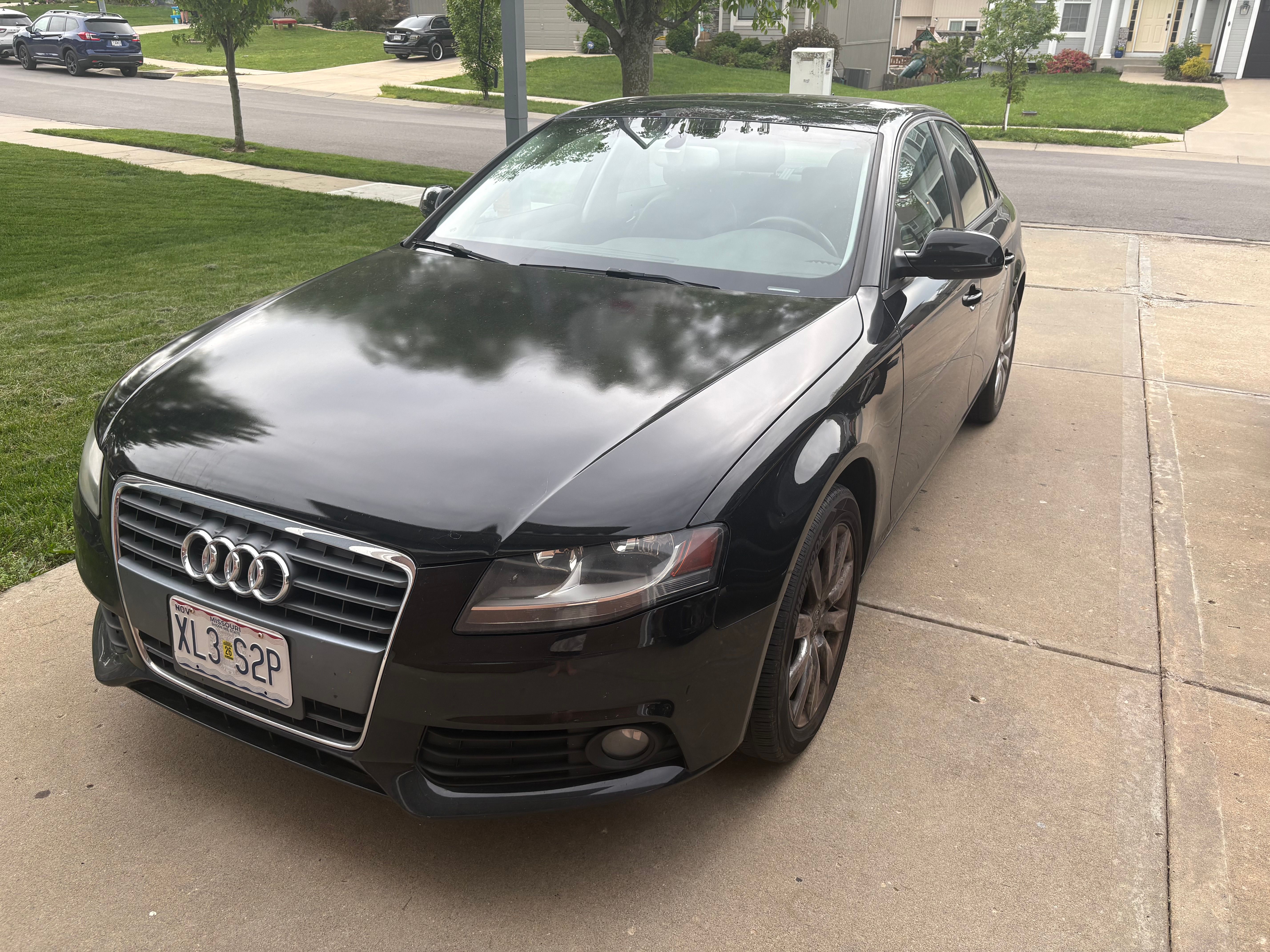 Used 2012 Audi A4 2.0T Premium FWD image 1
