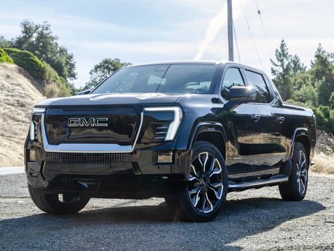 Used 2025 GMC Sierra EV Denali image 1