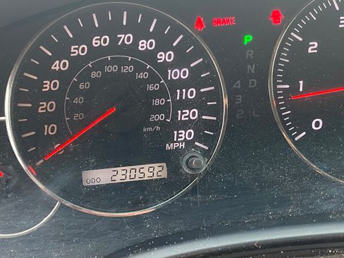 Used 2004 Lexus GX 470 image 12