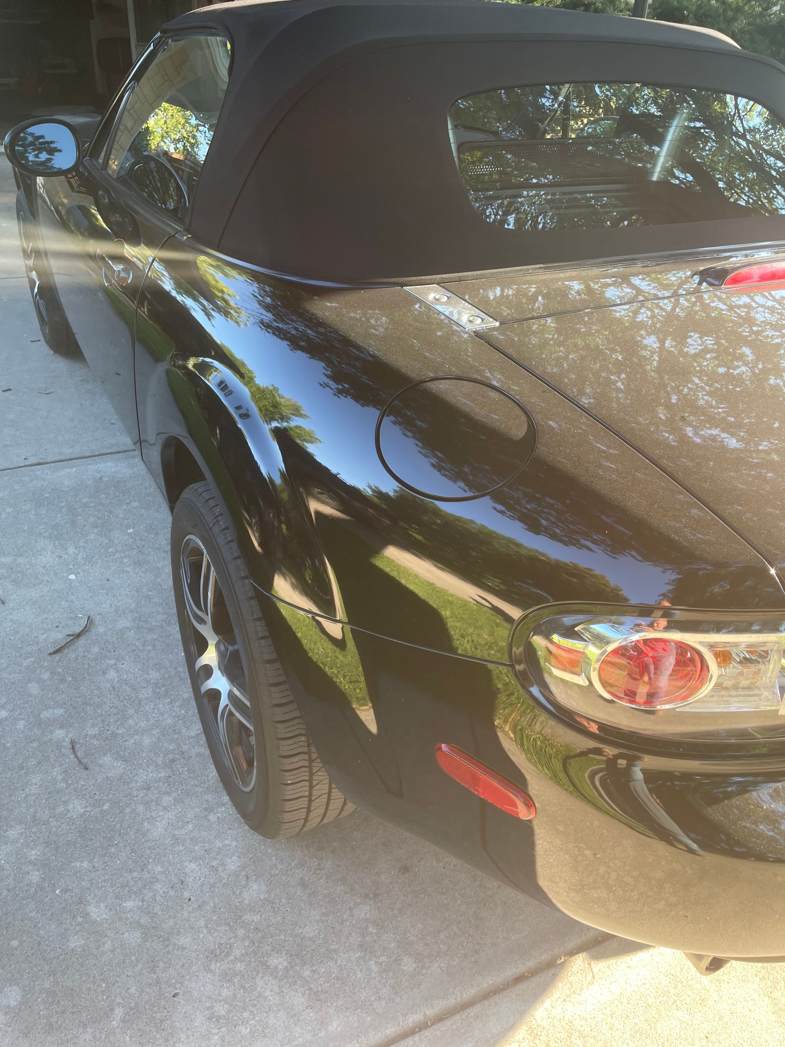 Used 2008 MAZDA MX-5 Miata Sport w/ Convenience Pkg RWD image 9