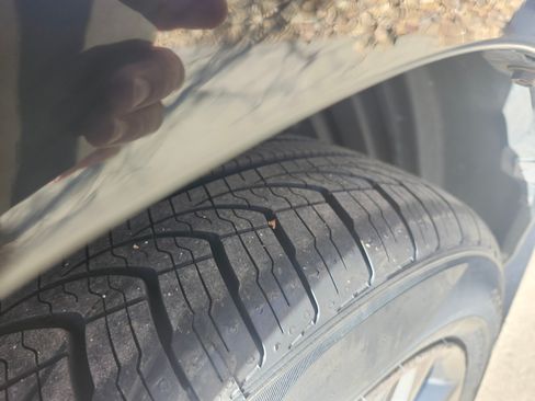 Used 2016 Toyota Camry SE image 11