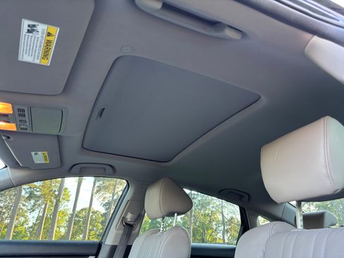 Used 2018 Honda Accord Touring image 21