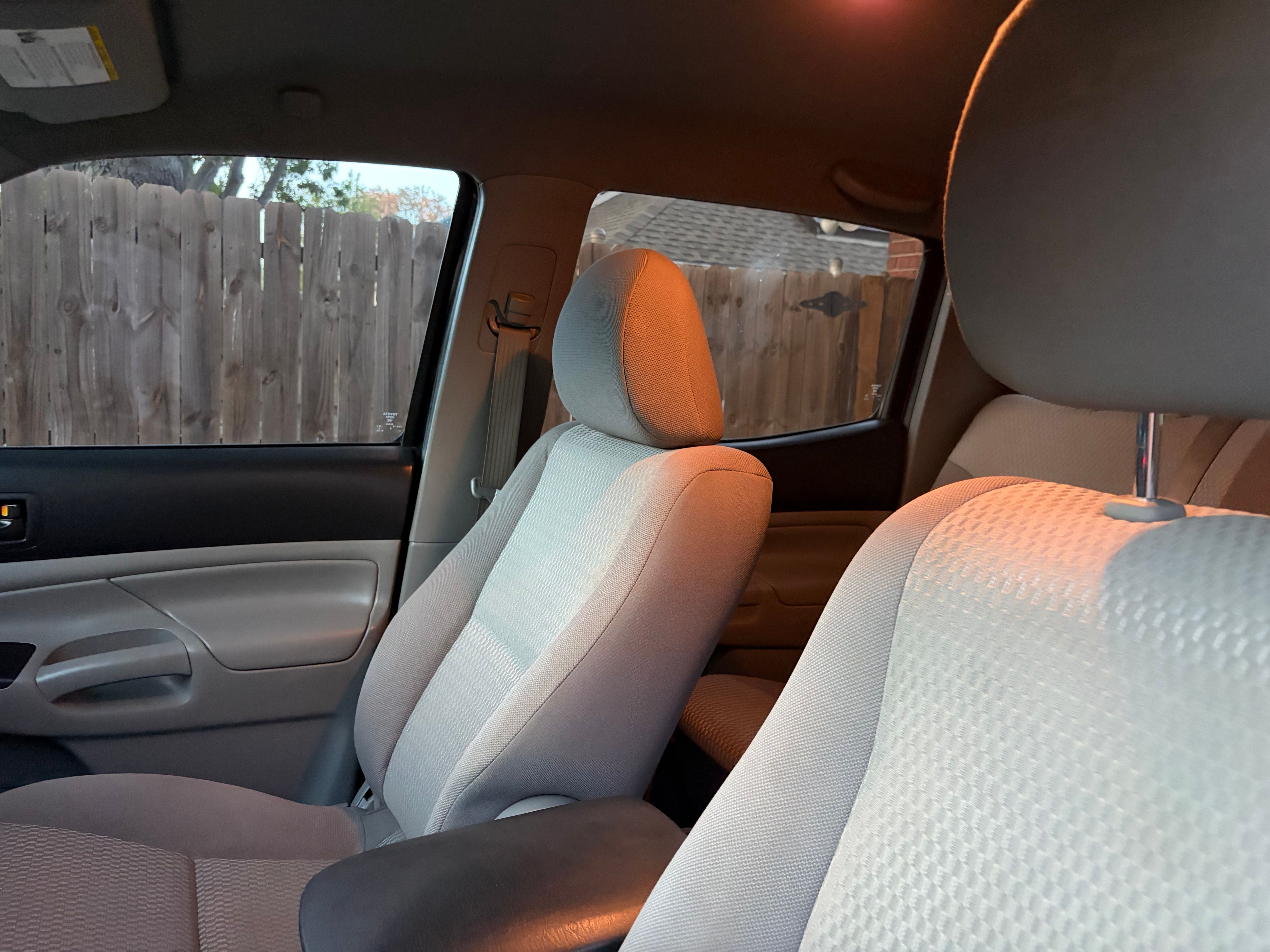 Used 2013 Toyota Tacoma PreRunner w/ SR5 Pkg RWD image 19