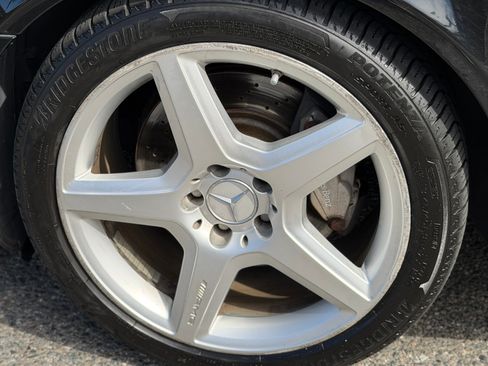 Used 2009 Mercedes-Benz E 350 Sedan image 13