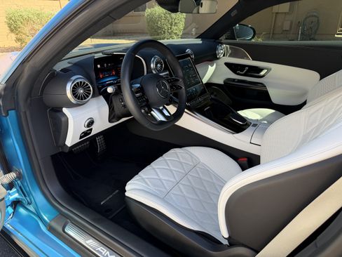 Used 2025 Mercedes-Benz AMG GT 55 image 4