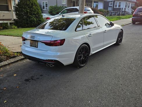 Used 2021 Audi S4 Premium Plus w/ Premium Plus Package image 8