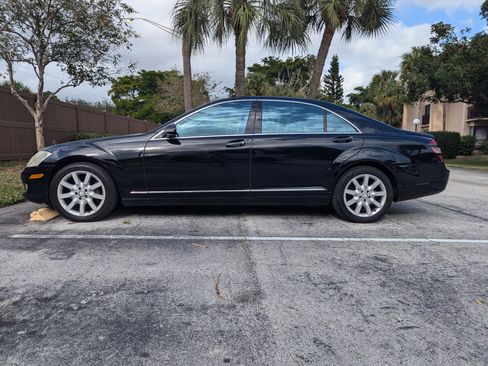 Used 2008 Mercedes-Benz S 550 4MATIC image 10