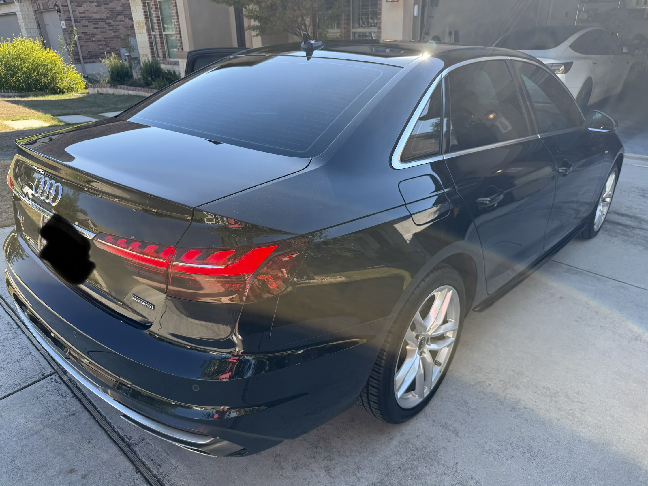 Used 2021 Audi A4 2.0T Premium w/ Convenience Package AWD/4WD image 10
