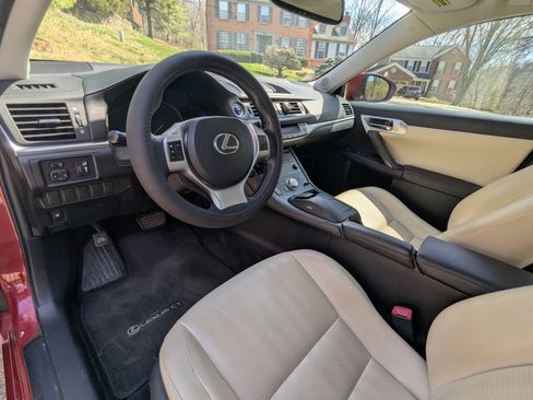 Used 2013 Lexus CT 200h 200h Hatchback 4D w/ Premium Pkg w/Navigation image 12