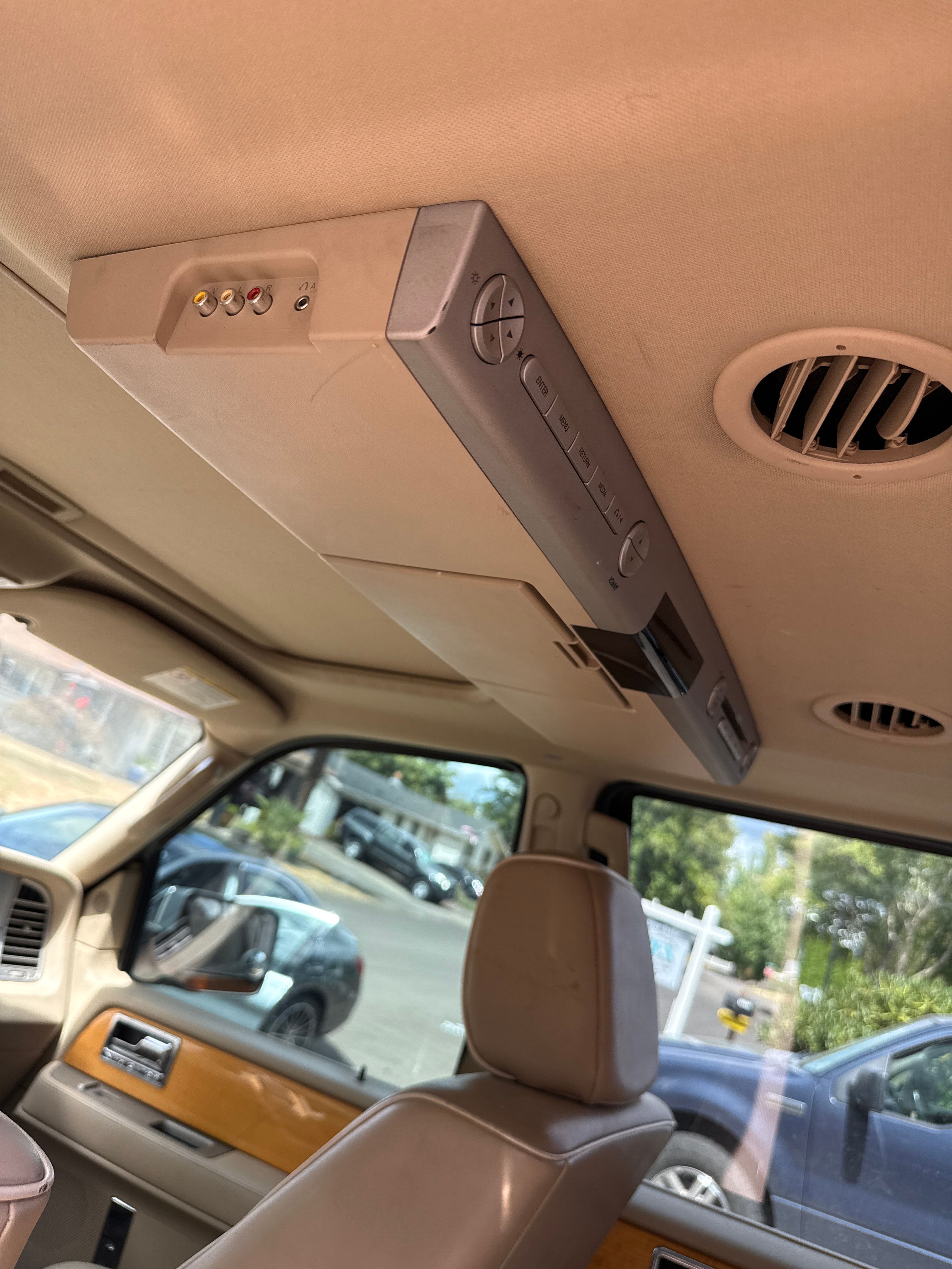 Used 2007 Lincoln Navigator 4WD image 10
