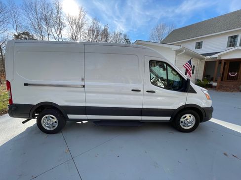 Used 2020 Ford Transit 150 148 Medium Roof AWD w/ Interior Upgrade Package image 4