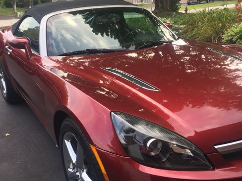 Used 2009 Saturn Sky Red Line RWD image 5