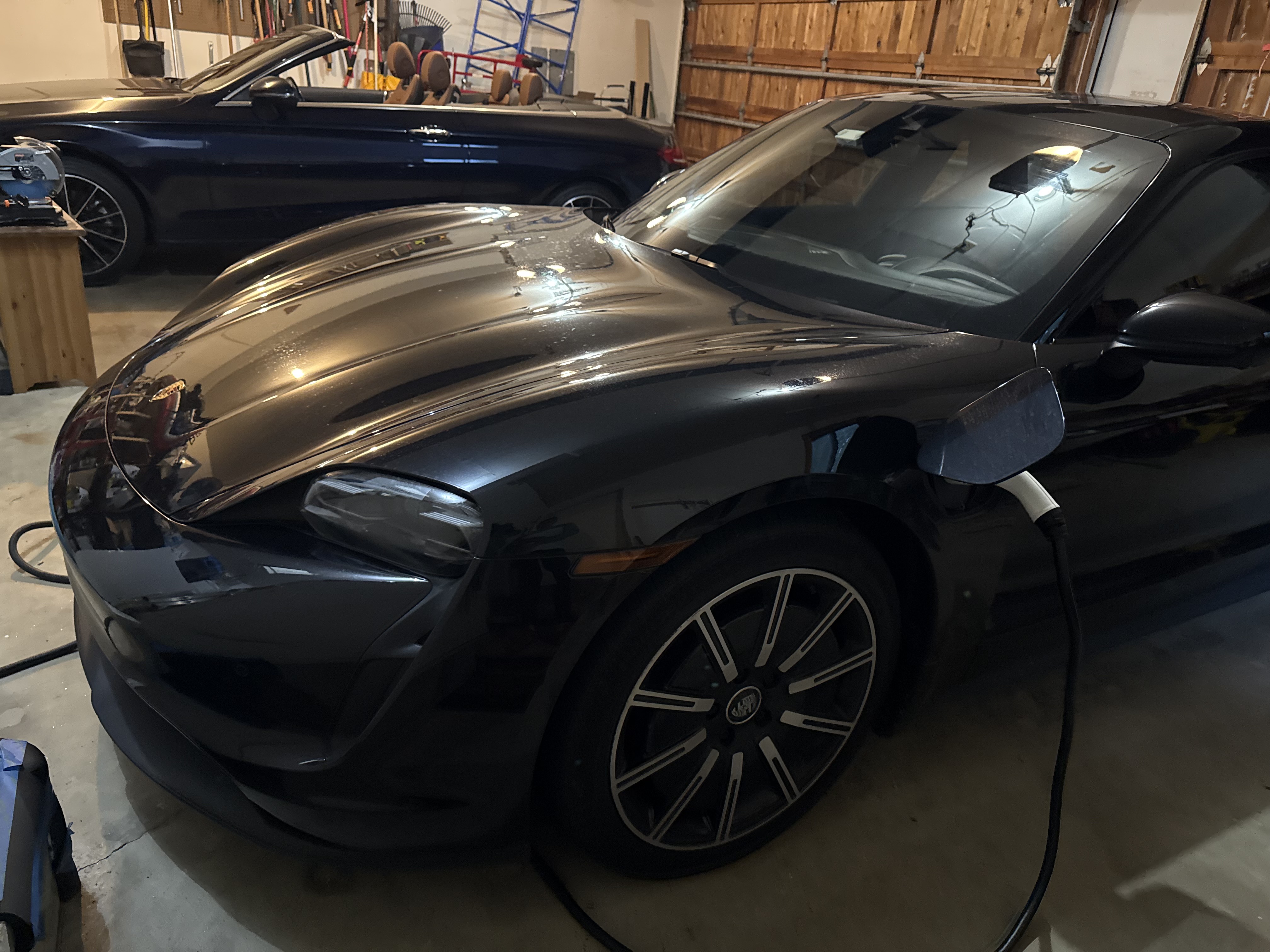 Used 2021 Porsche Taycan RWD image 2