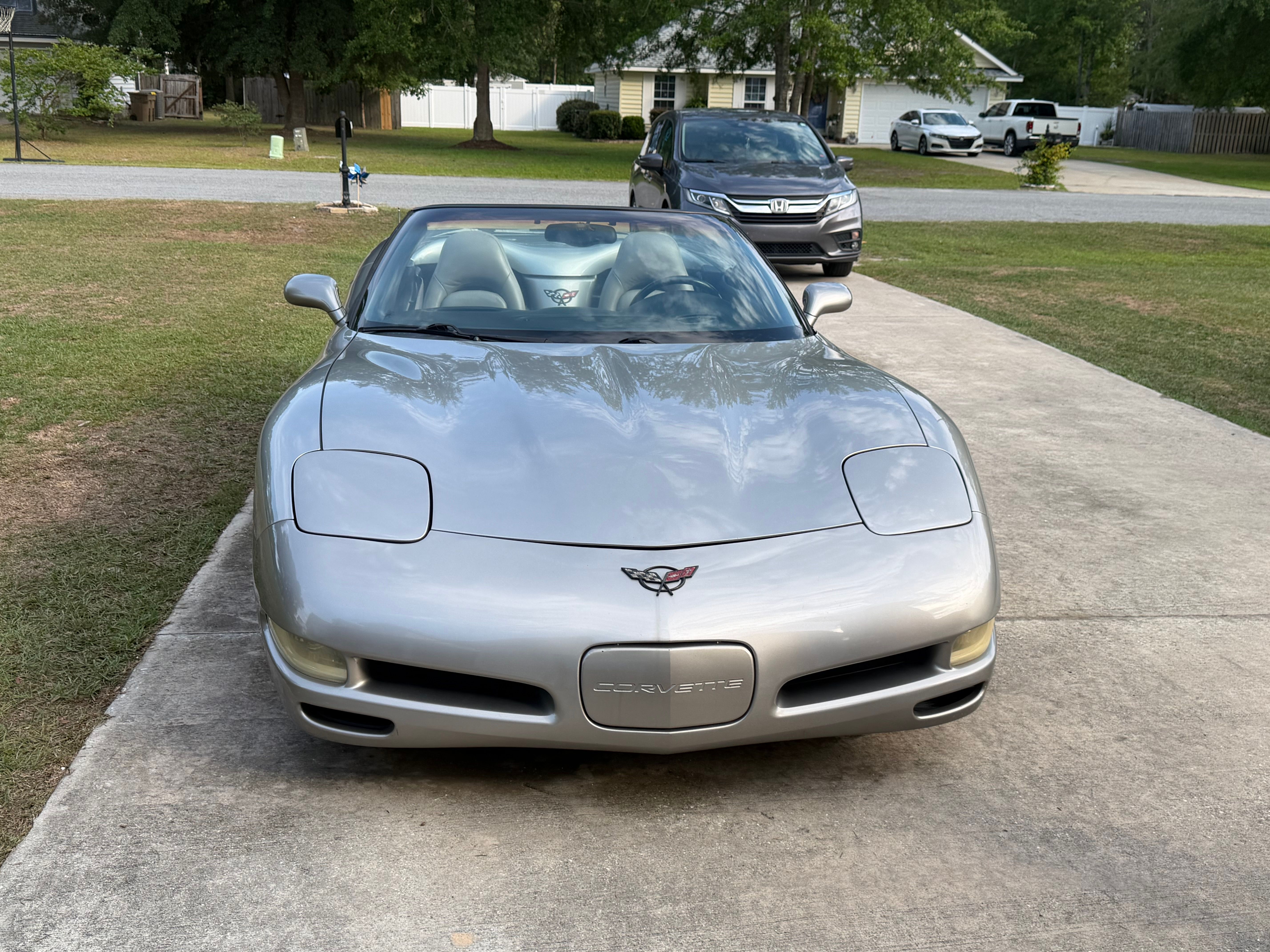 Used 2001 Chevrolet Corvette Convertible w/ Preferred Equipment Group2 RWD image 13
