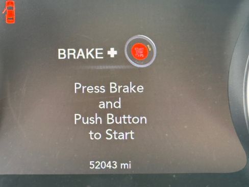 Used 2015 Dodge Challenger SRT w/ Technology Group image 6