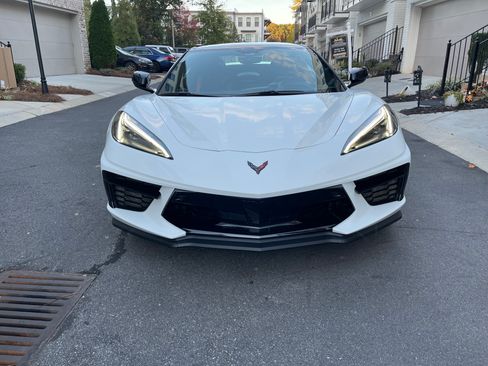 Used 2021 Chevrolet Corvette Stingray Premium Conv w/ Z51 Performance Package image 2