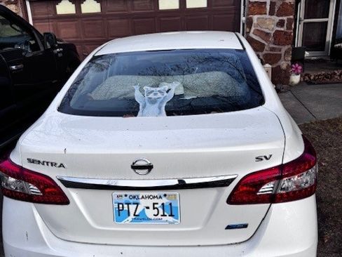 Used 2013 Nissan Sentra SV image 2