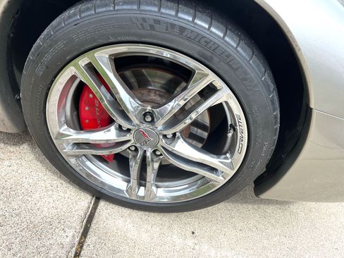 Used 2000 Chevrolet Corvette Convertible w/ Memory Pkg image 4