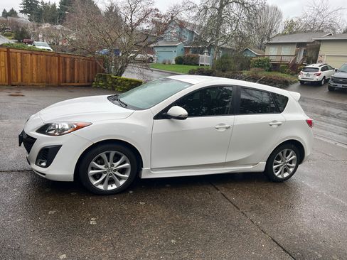 Used 2010 MAZDA MAZDA3 s Sport image 2