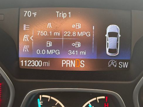 Used 2017 Ford Escape SE w/ SE Sport Appearance Package image 12