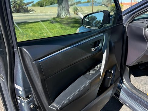 Used 2016 Toyota Corolla S FWD image 9