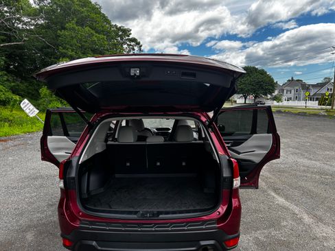 Used 2022 Subaru Forester Premium AWD/4WD image 19