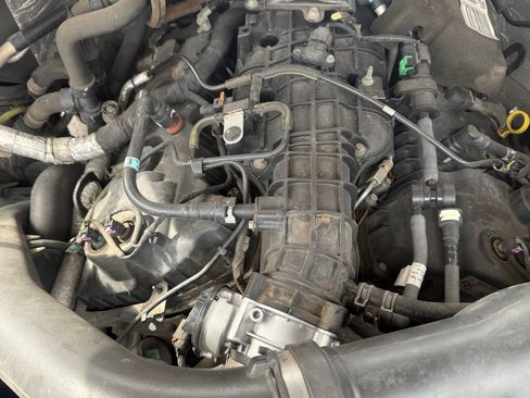 Used 2015 Ford Expedition EL XLT image 4