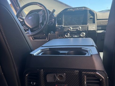 Used 2022 Ford F250 Lariat w/ Lariat Ultimate Package image 12