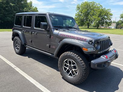 Used 2025 Jeep Wrangler Unlimited Rubicon w/ Convenience Group