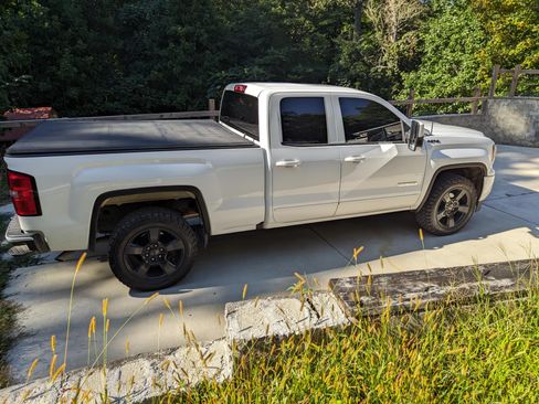 Used 2019 GMC Sierra 1500 Limited w/ Elevation Edition image 6