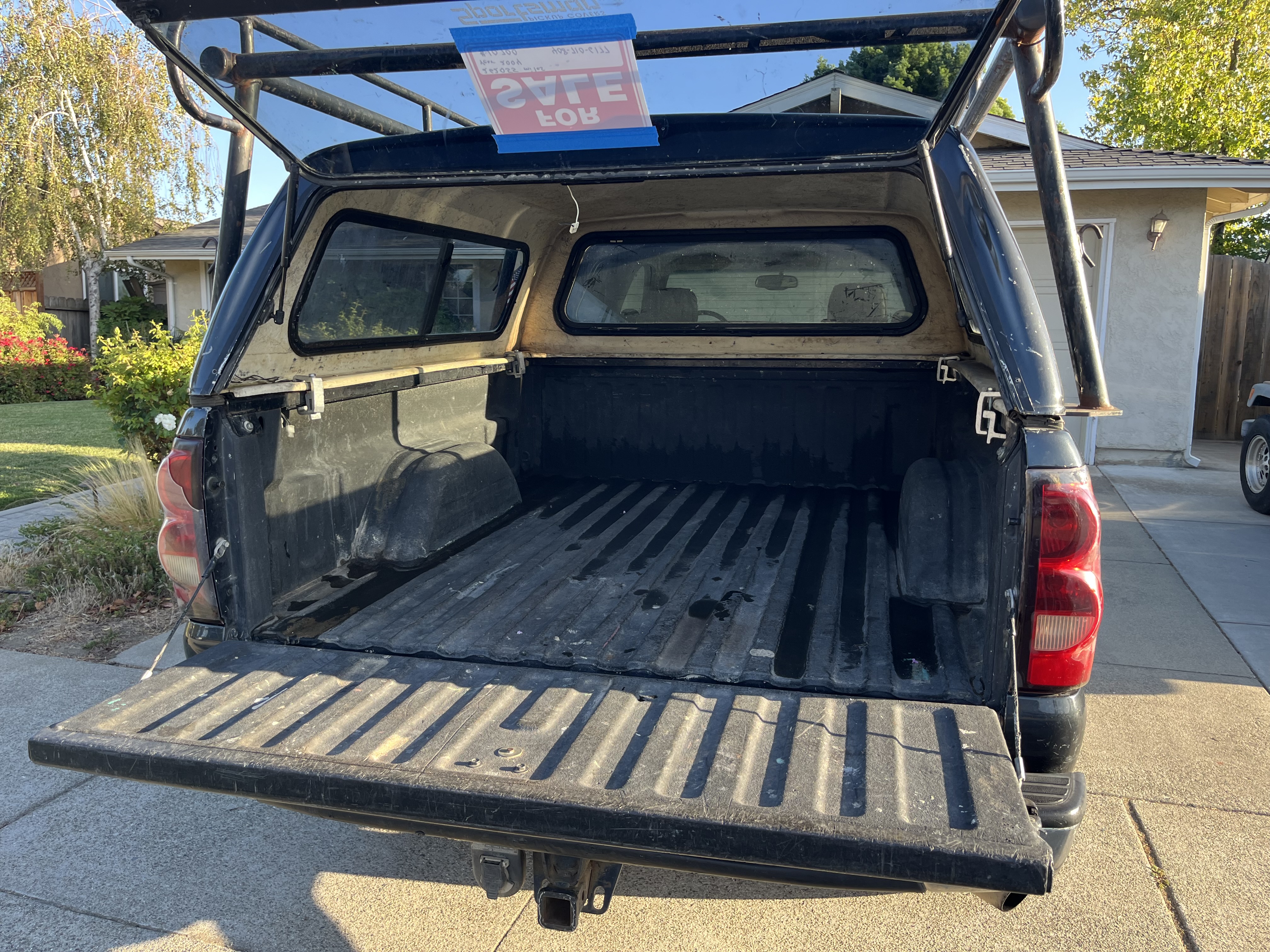 Used 2004 Chevrolet Silverado 2500 LT w/ Skid Plate Package AWD/4WD image 8