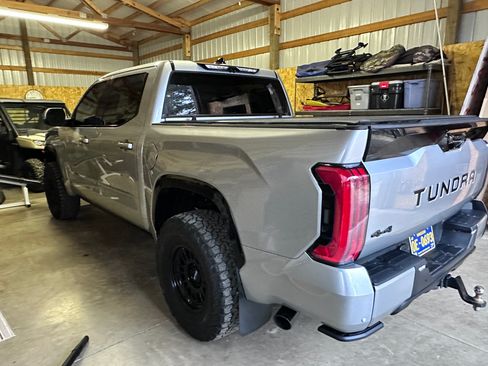 Used 2023 Toyota Tundra Platinum image 12