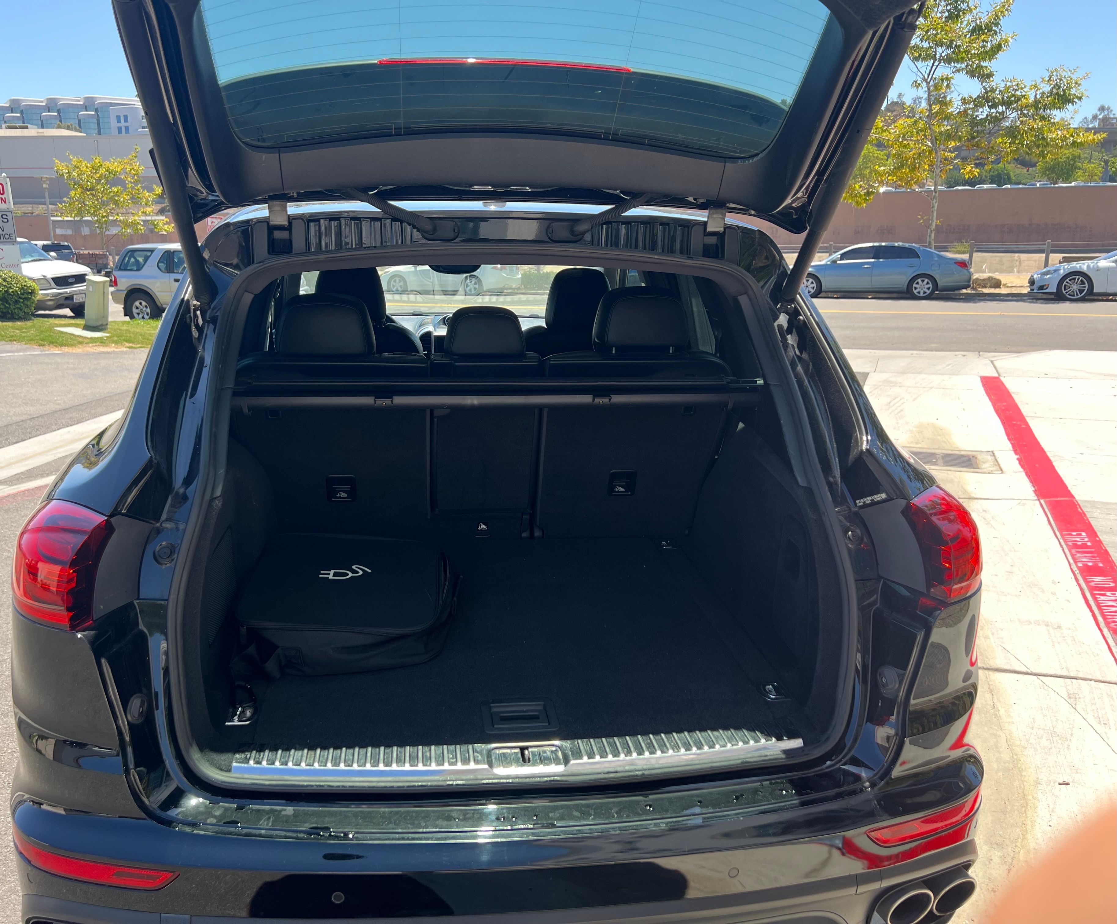 Used 2016 Porsche Cayenne S AWD/4WD image 26