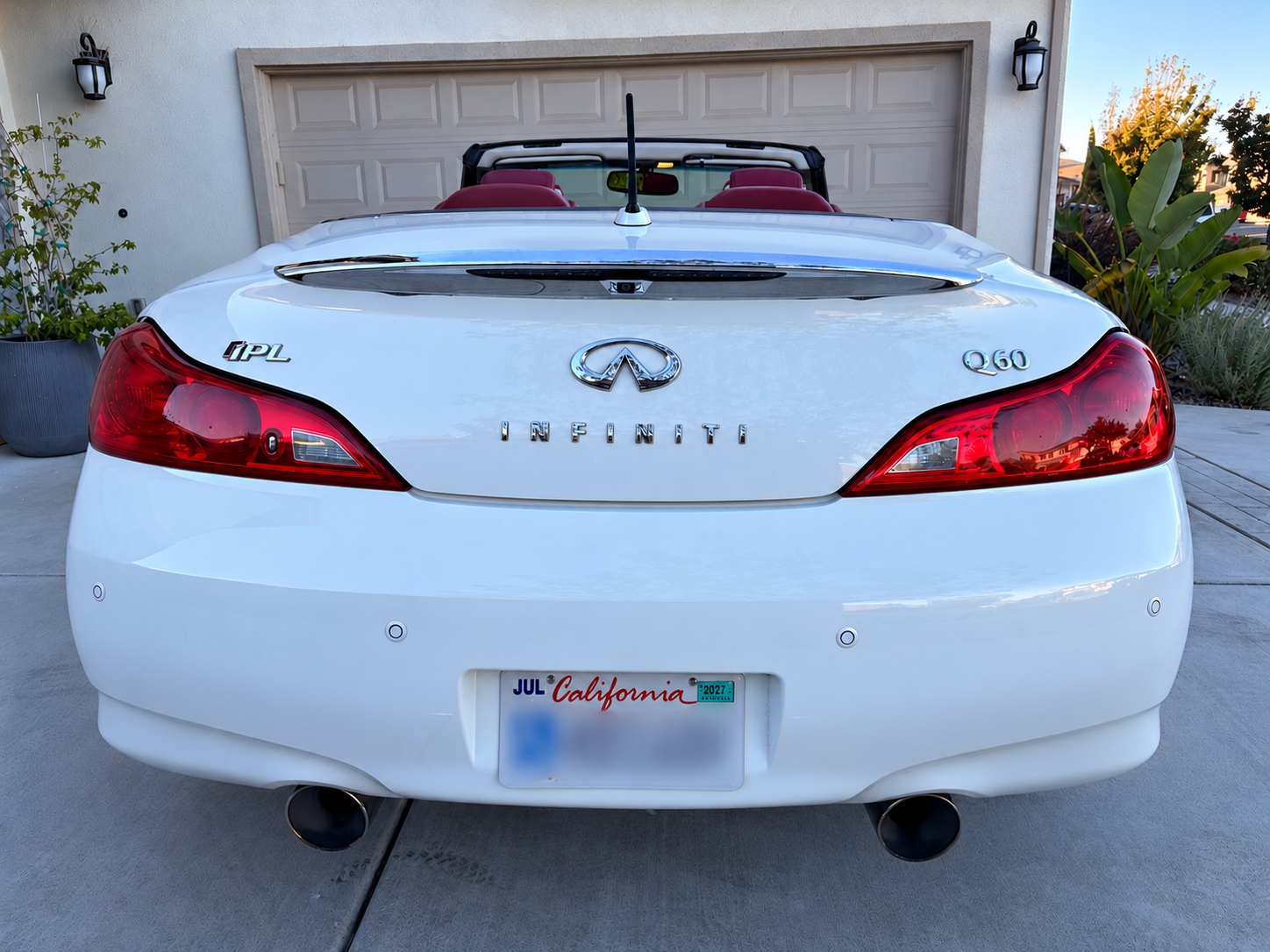 Used 2014 INFINITI Q60 IPL RWD image 4