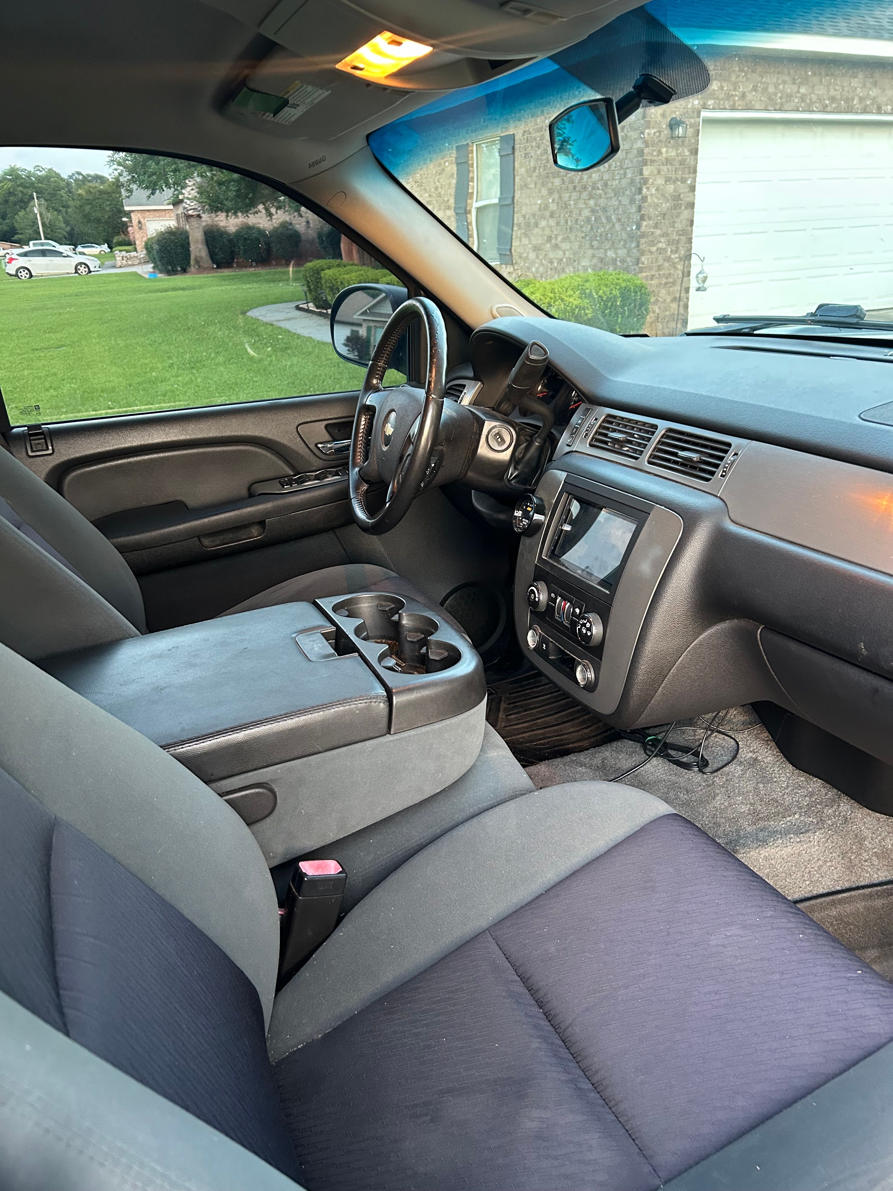 Used 2009 Chevrolet Avalanche LS AWD/4WD image 11