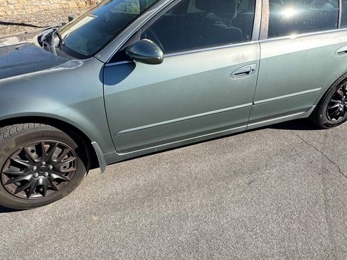 Used 2006 Nissan Altima 2.5 S w/ (P01) Special Edition Pkg image 2