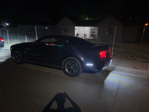 Used 2008 Ford Mustang Premium RWD image 5