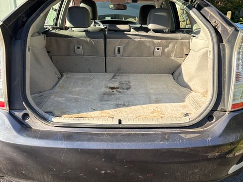 Used 2010 Toyota Prius Two image 10